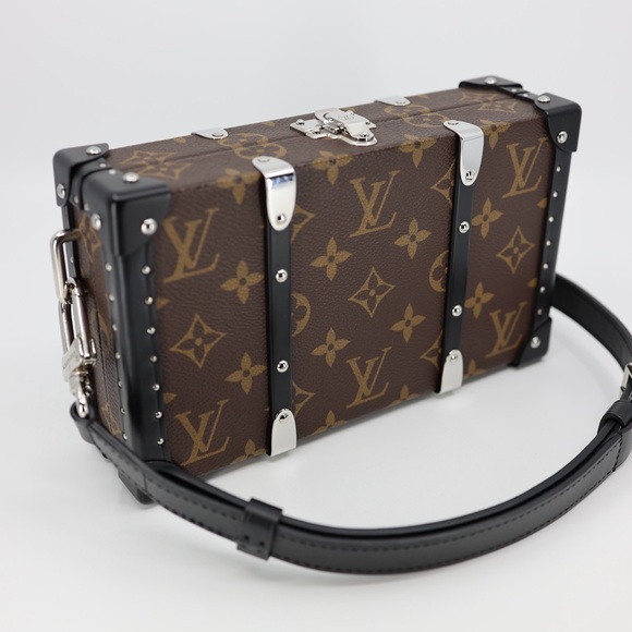 Louis Vuitton
Wallet Trunk Clutch Macassar Monogram Canvas - Picture 2 of 12